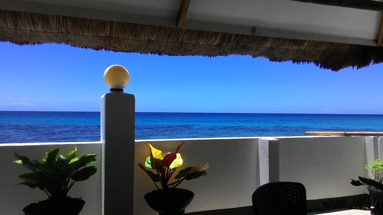 Bamboo Beachhouse Dormitory Garcia Hernandez Exterior foto